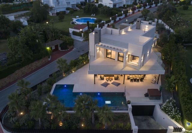 7 sypialnia Willa na sprzedaż w Puerto Banus, Marbella - 4 995 000 € (Ref: 8888020)