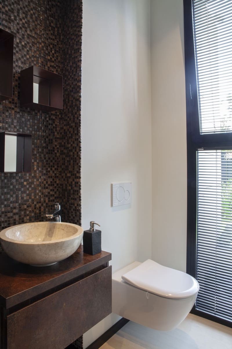 7 bedroom Villa for sale in Nueva Andalucia - € 4,995,000 (Ref: 8888020)