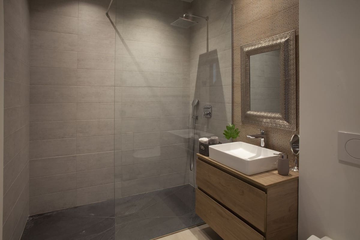 7 bedroom Villa for sale in Nueva Andalucia - € 4,995,000 (Ref: 8888020)