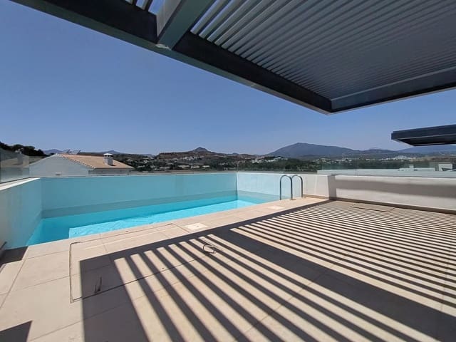 2 Zimmer Penthouse zu verkaufen in Zona Calvario, Estepona - 675.000 € (Ref: 8888026)