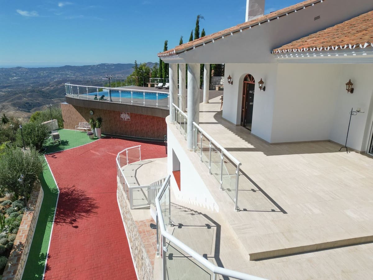 5 camera da letto Villa in vendita in Mijas con piscina garage - 1.900.000 € (Rif: 8888027)
