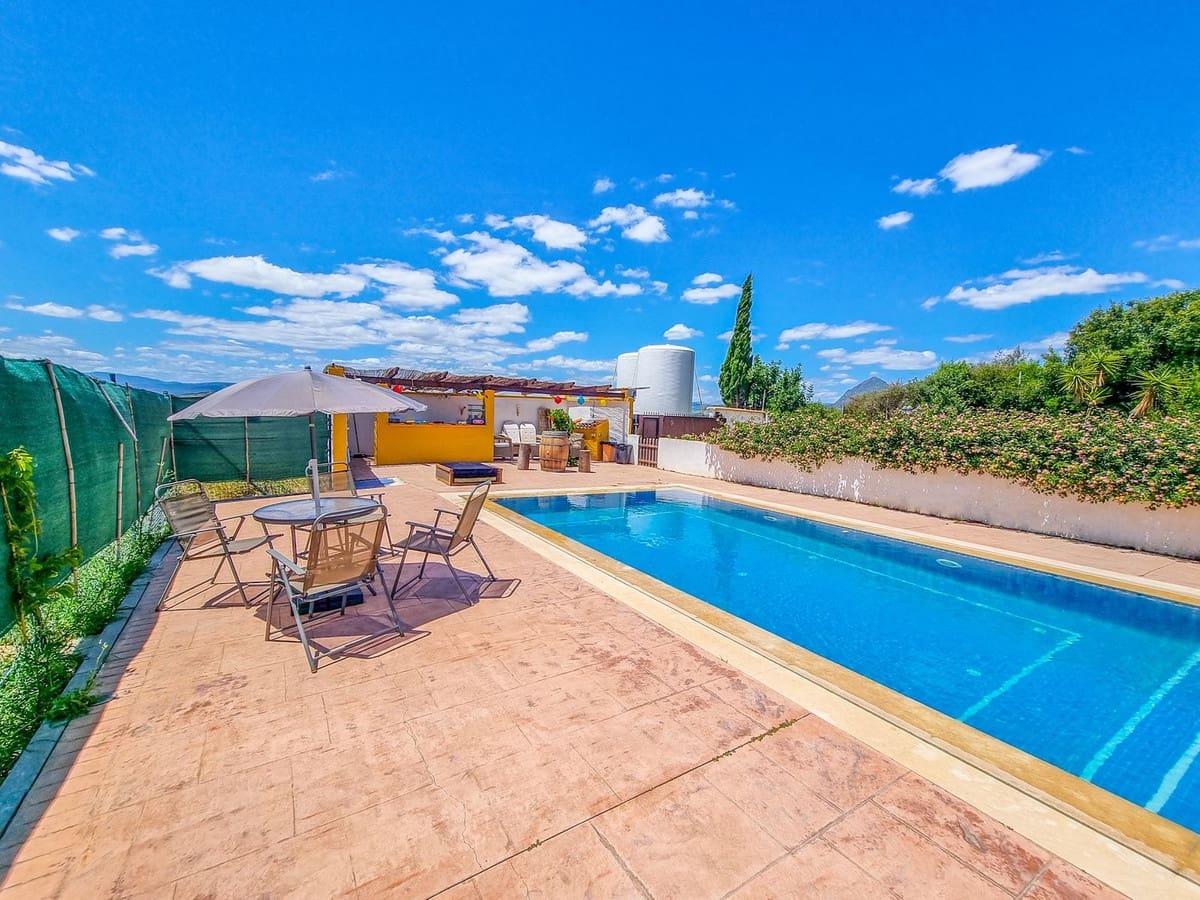 3 Zimmer Finca/Landgut zu verkaufen in Casares mit Garage - 550.000 € (Ref: 8888037)