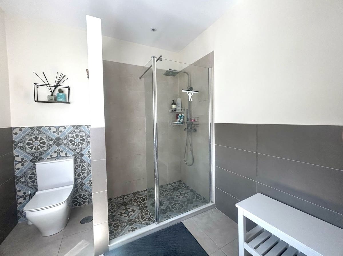 4 sypialnia Willa na sprzedaż w Benahavis - 950 000 € (Ref: 8888054)