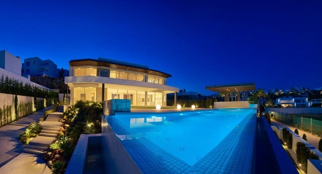 5 Zimmer Villa zu verkaufen in Benahavís pueblo, Benahavís - 2.950.000 € (Ref: 8888056)