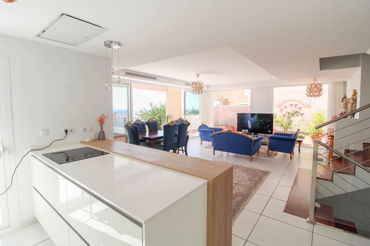 4 soveværelse Villa til salg i Benalmadena - € 935.000 (Ref: 8888058)