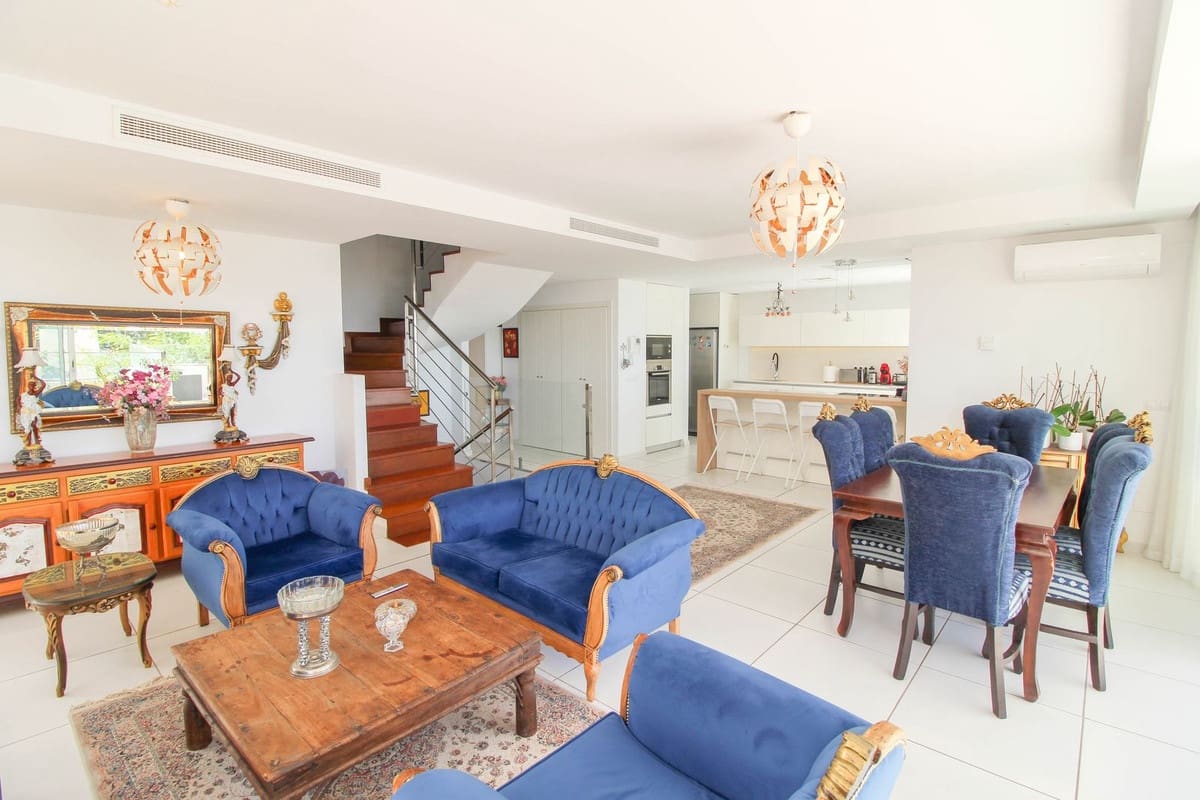 4 soveværelse Villa til salg i Benalmadena - € 935.000 (Ref: 8888058)