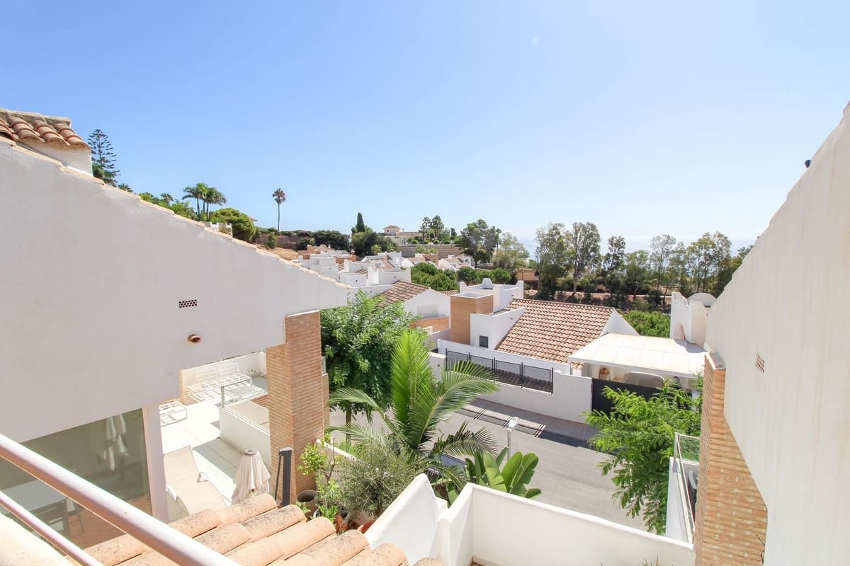 4 soveværelse Villa til salg i Benalmadena - € 935.000 (Ref: 8888058)
