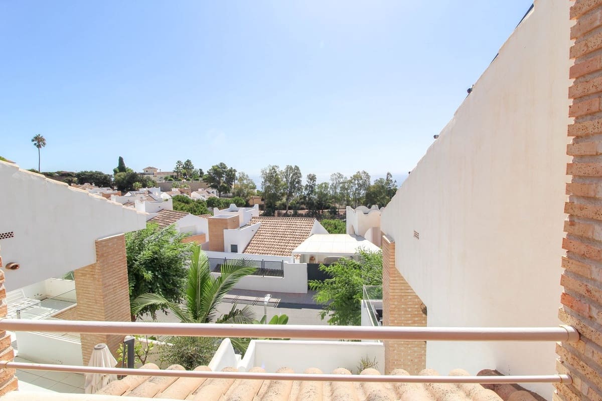 4 soveværelse Villa til salg i Benalmadena - € 935.000 (Ref: 8888058)