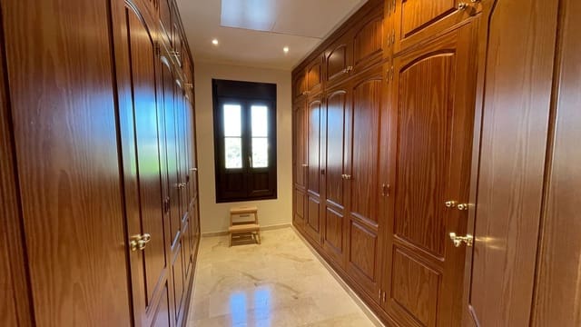 4 soveværelse Villa til salg i Alhaurín el Grande - € 995.000 (Ref: 8888063)