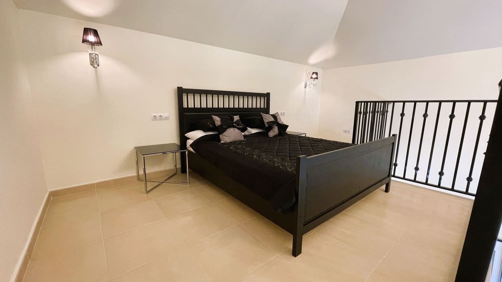 4 soveværelse Villa til salg i Alhaurin el Grande - € 995.000 (Ref: 8888063)