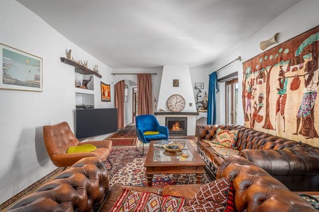 3 quarto Quinta/Casa Rural para venda em Casares Pueblo, Casares com piscina garagem - 775 000 € (Ref: 8888100)