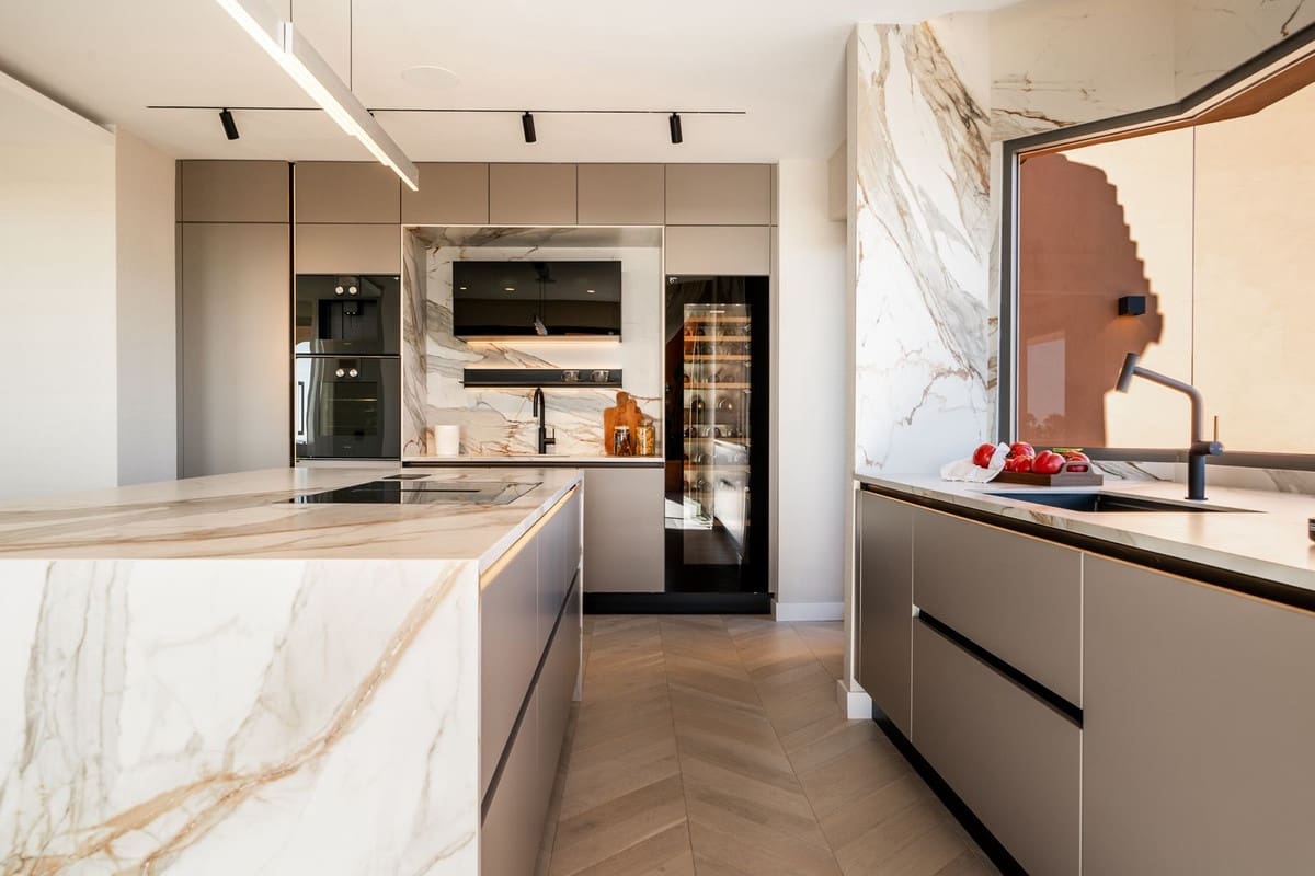 4 soveværelse Penthouse til salg i Nueva Andalucia - € 3.249.000 (Ref: 8888113)