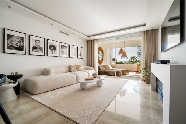3 chambre Appartement à vendre à Los Naranjos, Marbella - 795 000 € (Ref: 8888115)