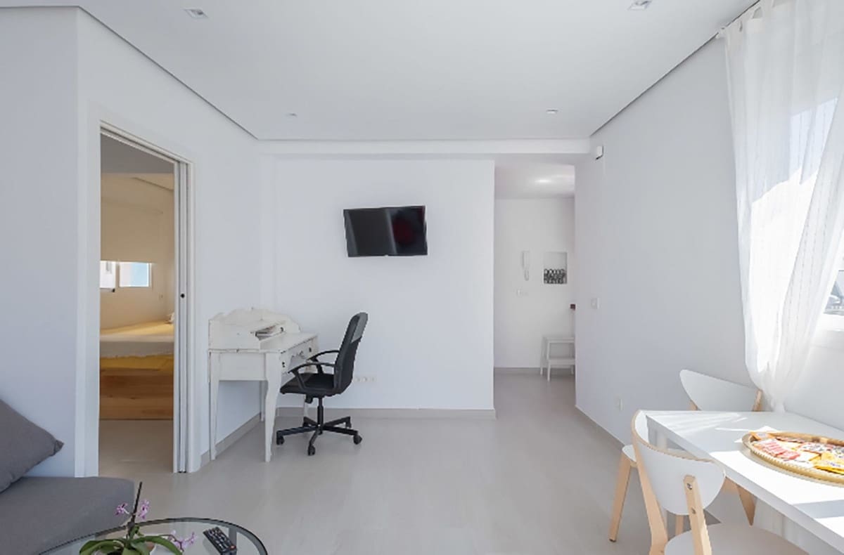 6 sypialnia Dom na sprzedaż w Marbella - 1 250 000 € (Ref: 8888117)