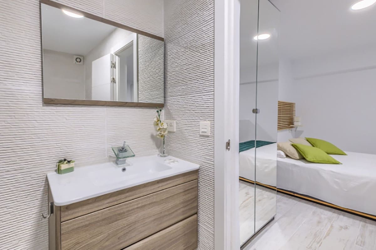 6 sypialnia Dom na sprzedaż w Marbella - 1 250 000 € (Ref: 8888117)