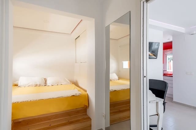 6 sypialnia Dom na sprzedaż w Lomas De Marbella, Marbella - 1 250 000 € (Ref: 8888117)