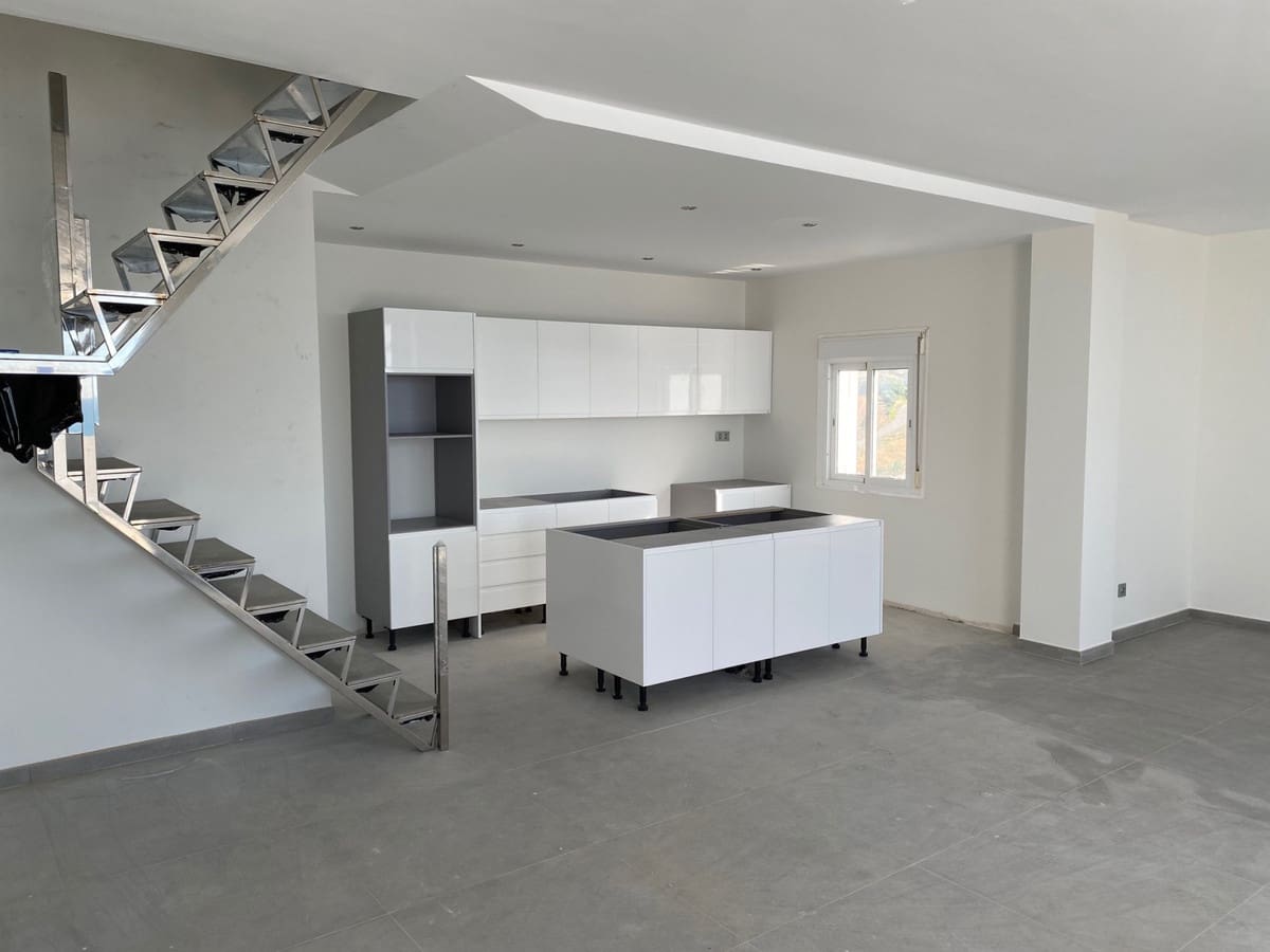 3 camera da letto Attico in vendita in Estepona - 739.000 € (Rif: 8888122)