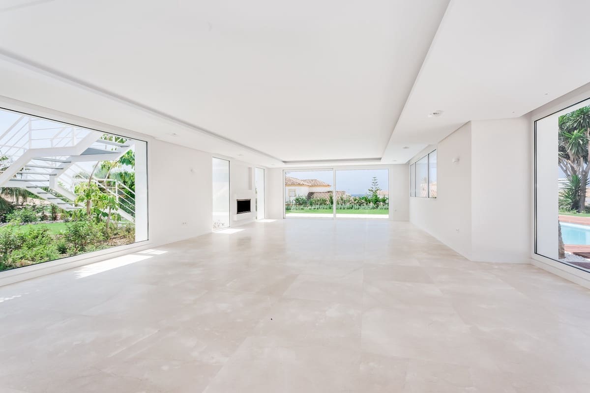 7 bedroom Villa for sale in El Rosario - € 3,950,000 (Ref: 8888123)