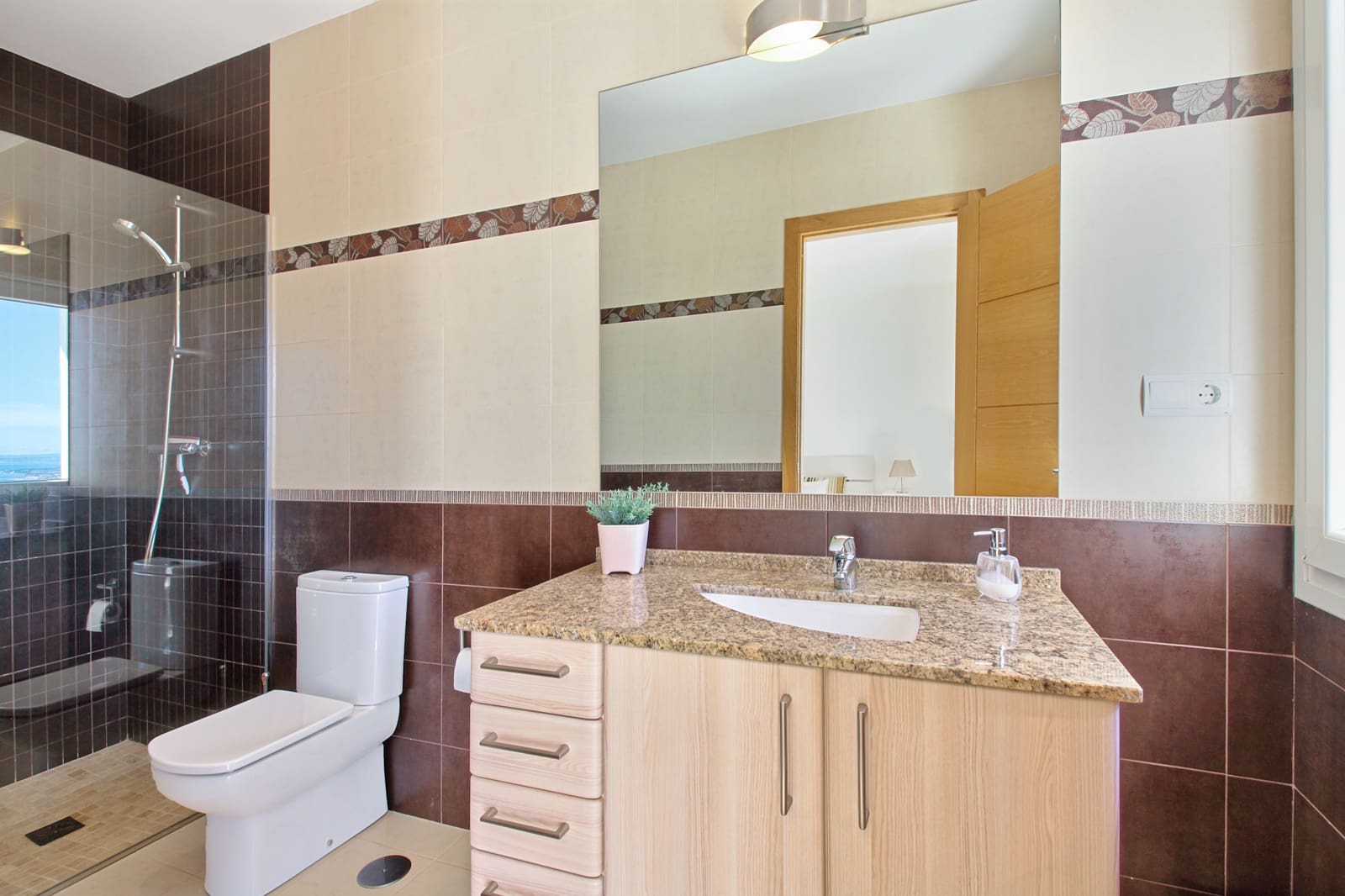 5 slaapkamer Villa te koop in Los Monteros - € 2.380.000 (Ref: 8888135)