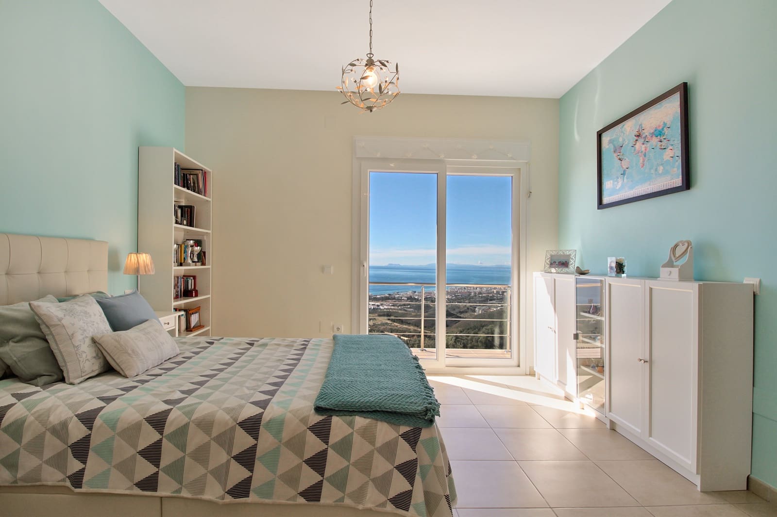 5 slaapkamer Villa te koop in Los Monteros - € 2.380.000 (Ref: 8888135)