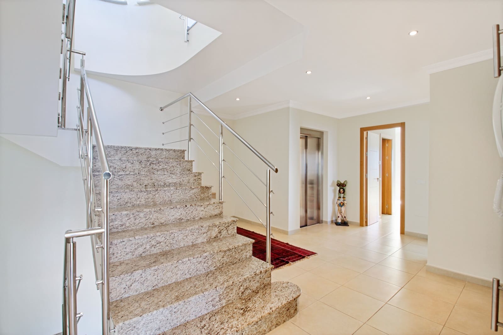 5 slaapkamer Villa te koop in Los Monteros - € 2.380.000 (Ref: 8888135)