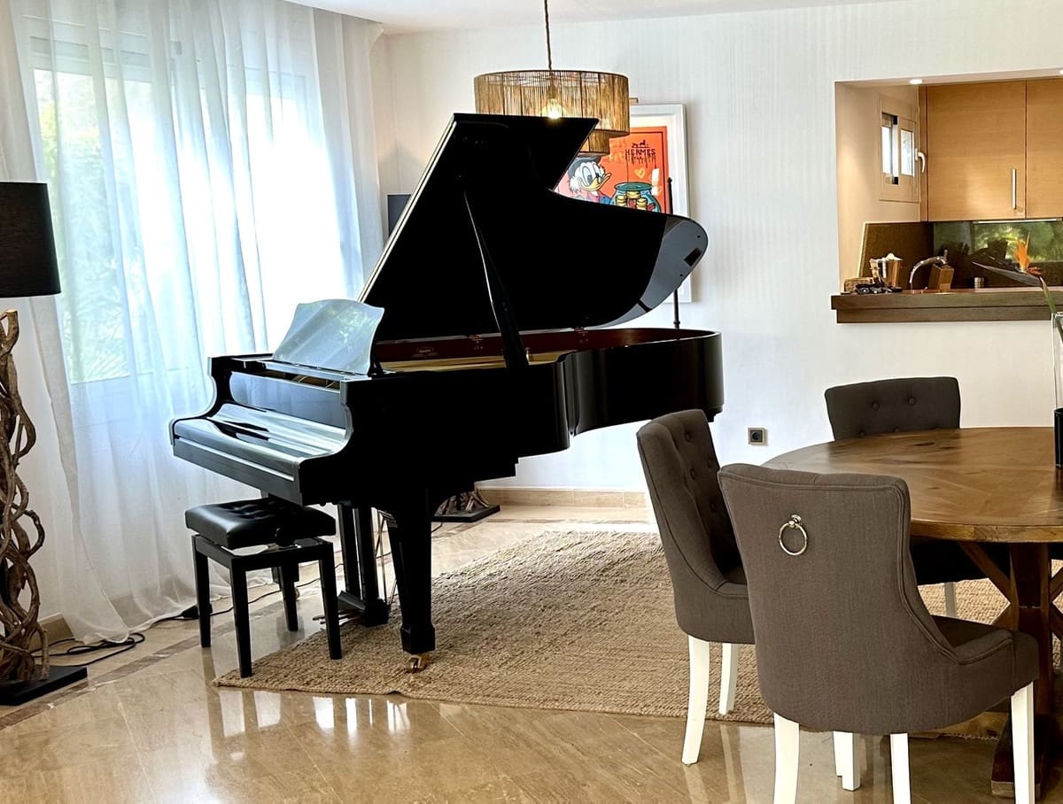 1 soveværelse Lejlighed til salg i Marbella med garage - € 695.000 (Ref: 8888146)