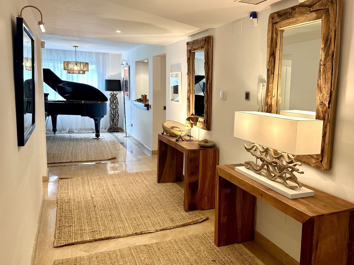 1 soveværelse Lejlighed til salg i Marbella med garage - € 695.000 (Ref: 8888146)