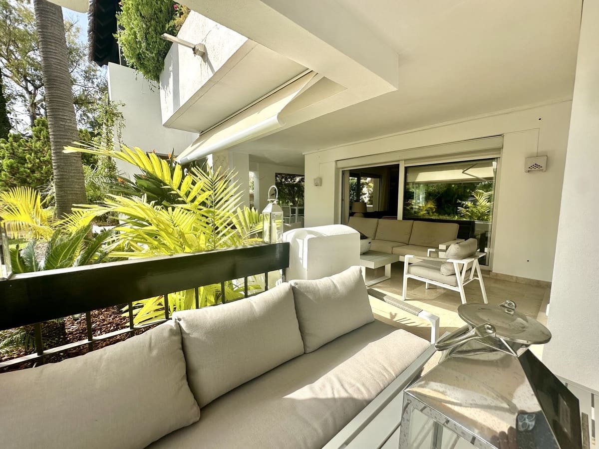 1 soveværelse Lejlighed til salg i Marbella med garage - € 695.000 (Ref: 8888146)