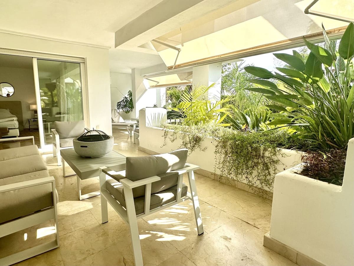 1 soveværelse Lejlighed til salg i Marbella med garage - € 695.000 (Ref: 8888146)