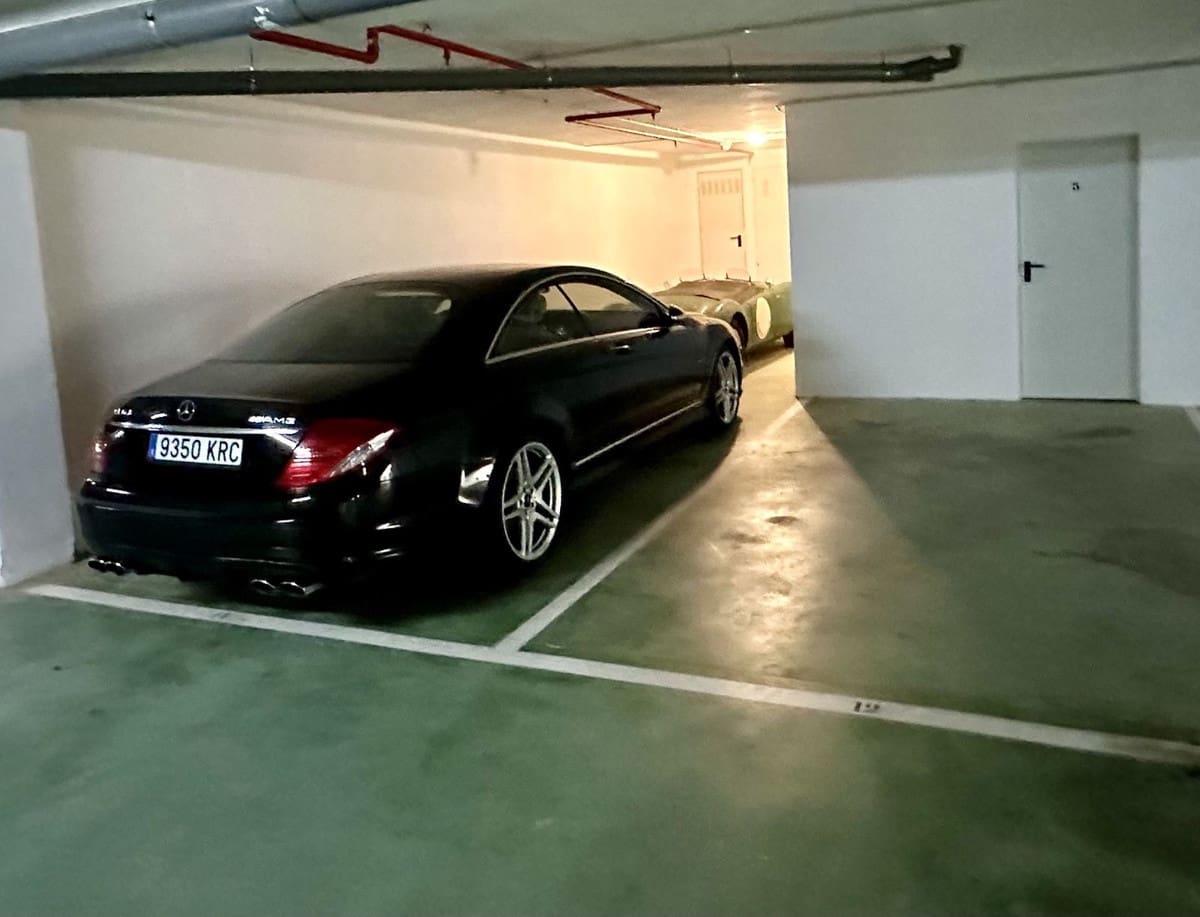 1 soveværelse Lejlighed til salg i Marbella med garage - € 695.000 (Ref: 8888146)