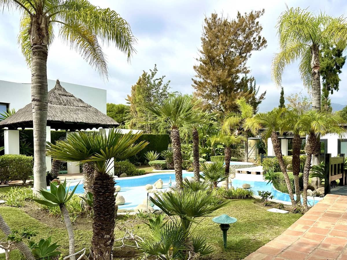 1 soveværelse Lejlighed til salg i Marbella med garage - € 695.000 (Ref: 8888146)