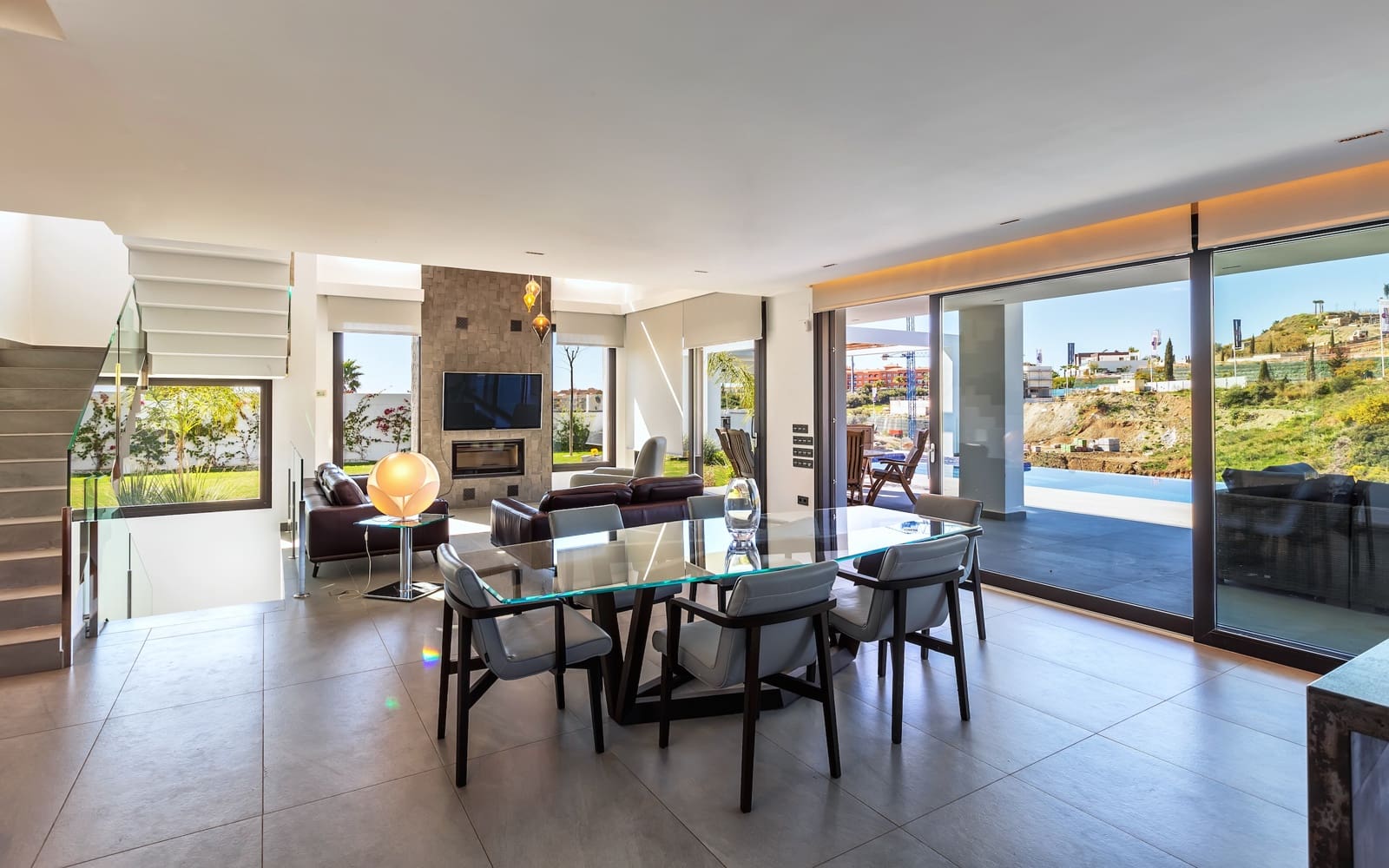 Chalet de 6 habitaciones en El Paraiso en venta - 2.499.000 € (Ref: 8888153)