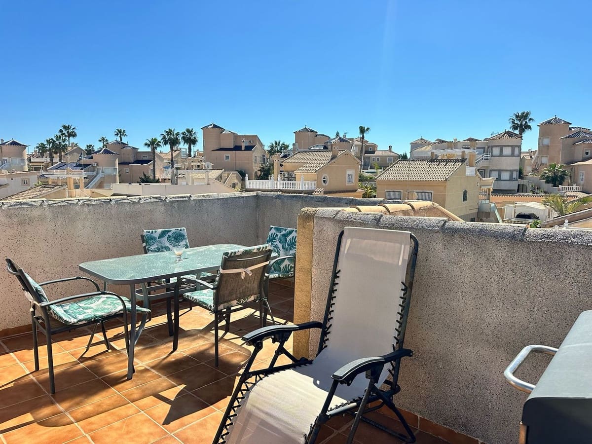 3 bedroom Apartment for sale in Los Altos - € 192,000 (Ref: 8911745)