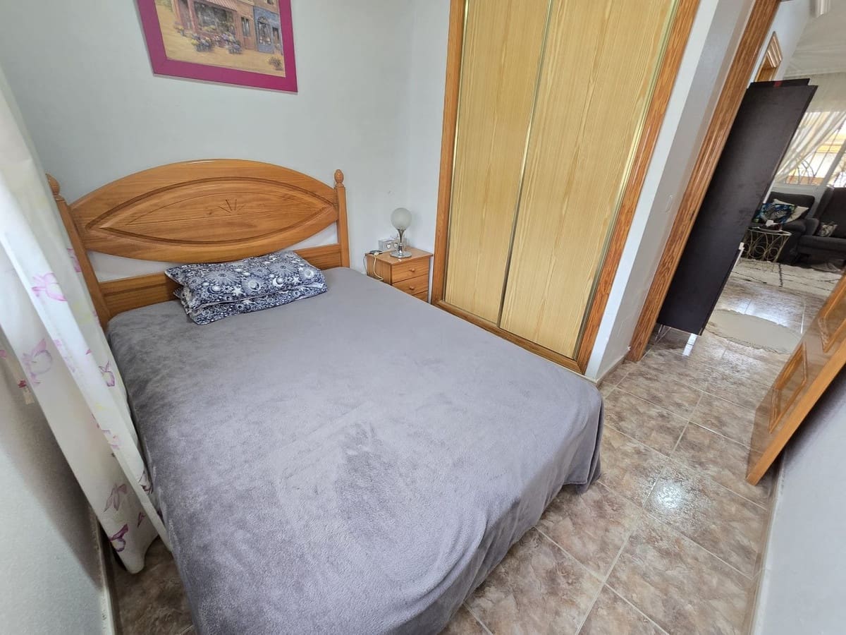 3 makuuhuone Huoneisto myytävänä paikassa Los Altos - 192 000 € (Ref: 8911745)