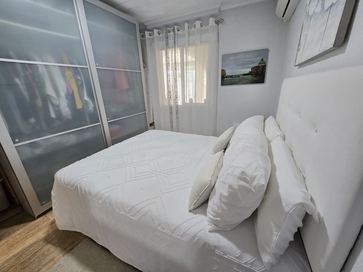 2 soveværelse Bungalow til salg i San Luis - € 145.000 (Ref: 8911755)