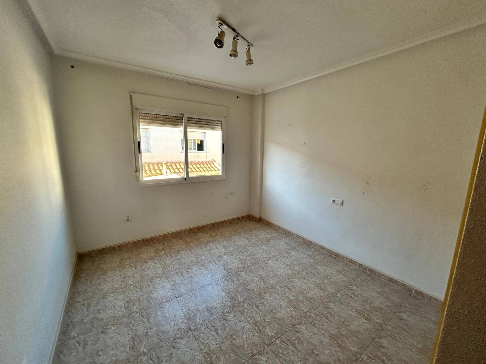 4 quarto Casa em Banda para venda em Los Alcazares - 187 000 € (Ref: 8911789)