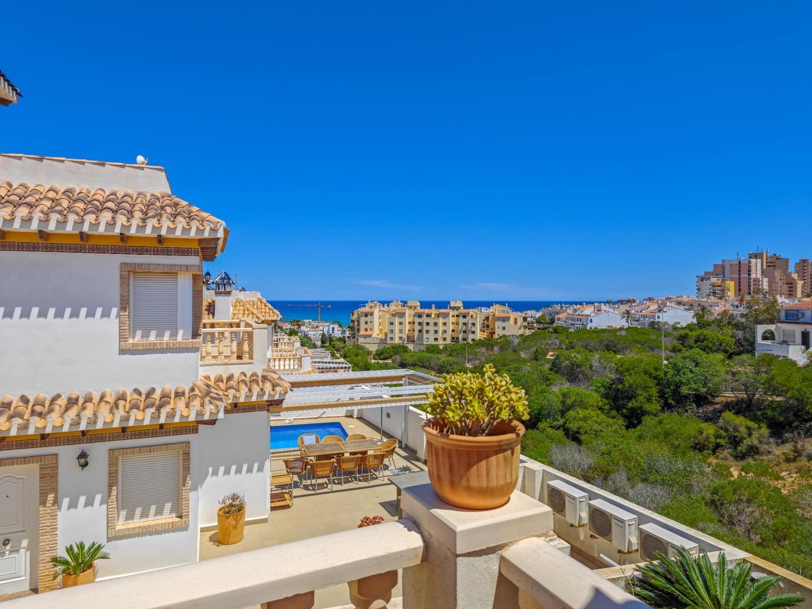 3 soverom Villa til salgs i Torrevieja - € 450 000 (Ref: 8911807)