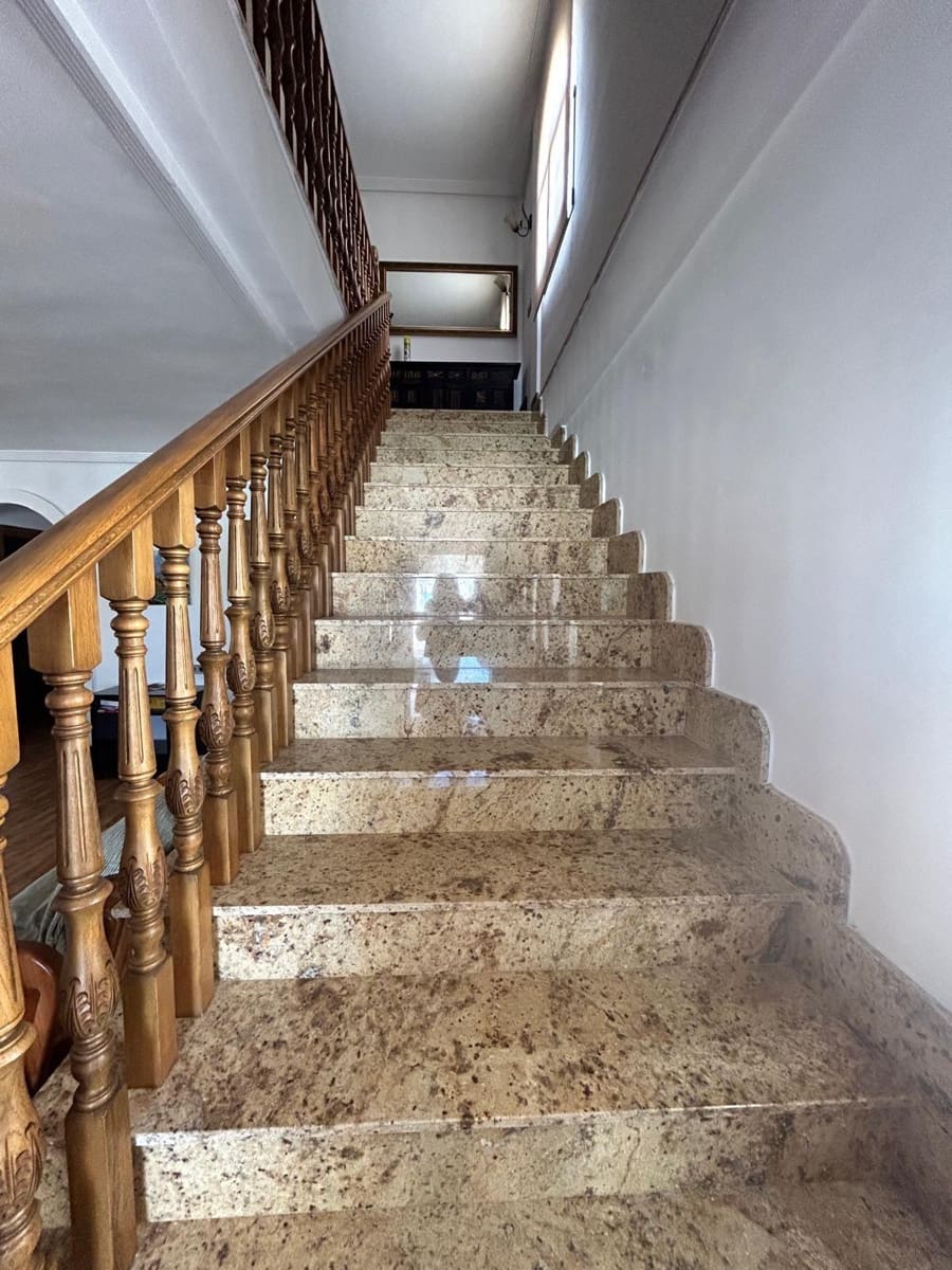 4 soveværelse Villa til salg i Bahia Bella med swimmingpool garage - € 290.000 (Ref: 8911814)