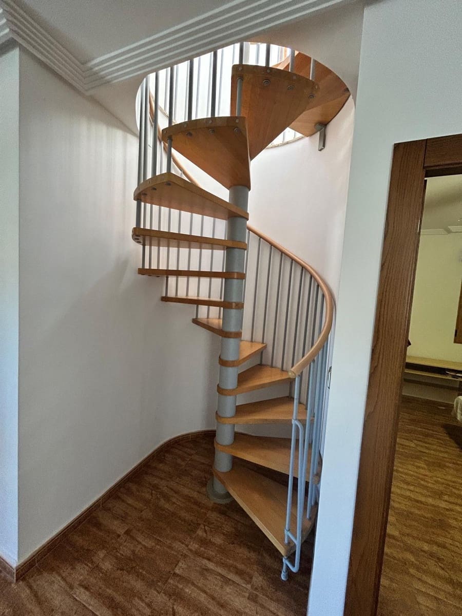 4 soveværelse Villa til salg i Bahia Bella med swimmingpool garage - € 290.000 (Ref: 8911814)