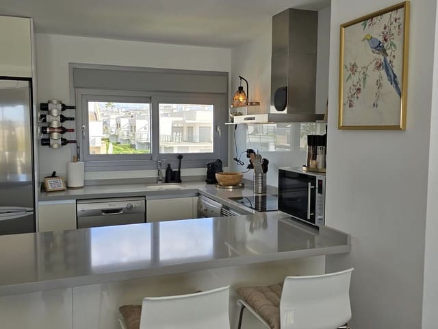 2 bedroom Penthouse for sale in Entre Naranjos, Orihuela with pool - € 239,000 (Ref: 8911858)