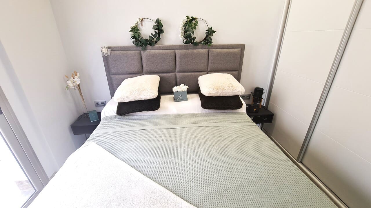 3 bedroom Villa for sale in Orihuela Costa with pool garage - € 369,950 (Ref: 8911884)