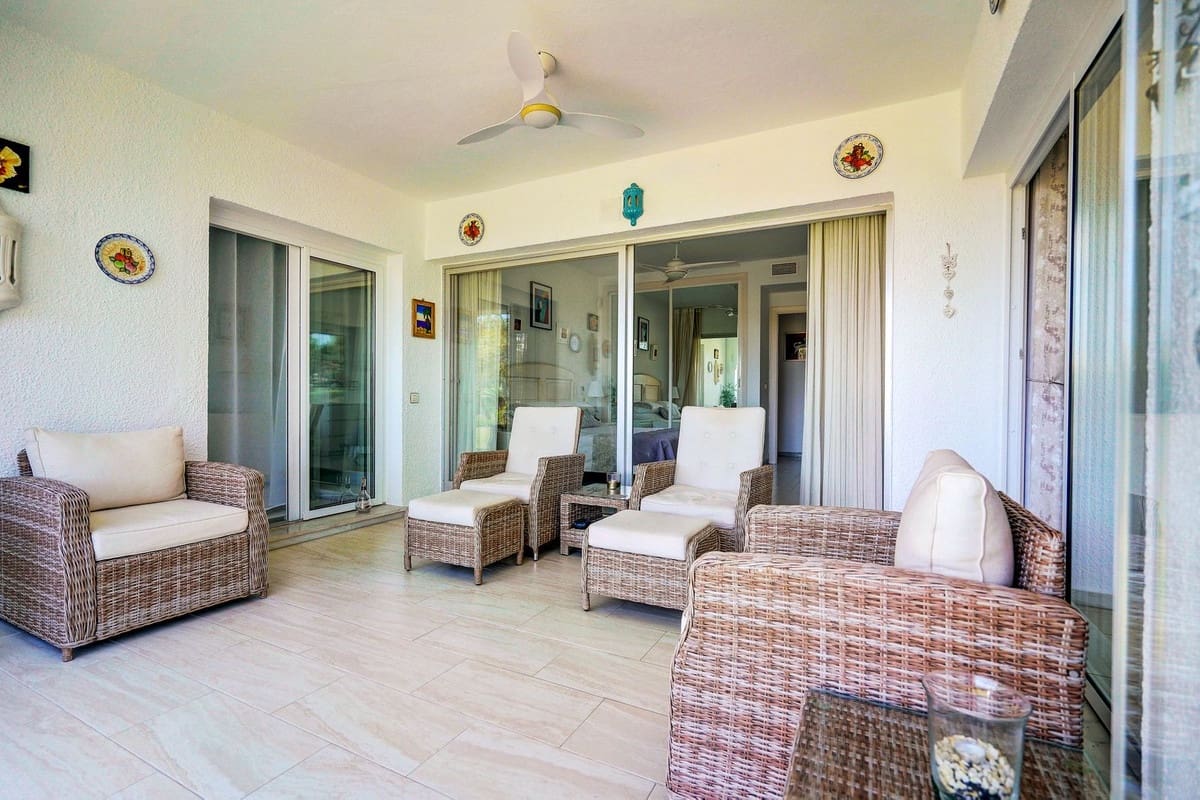 3 soveværelse Villa til salg i Miraflores - € 635.000 (Ref: 8911885)