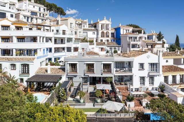 5 sovrum Villa till salu i Benahavís pueblo, Benahavís med pool garage - 995 000 € (Ref: 8913032)