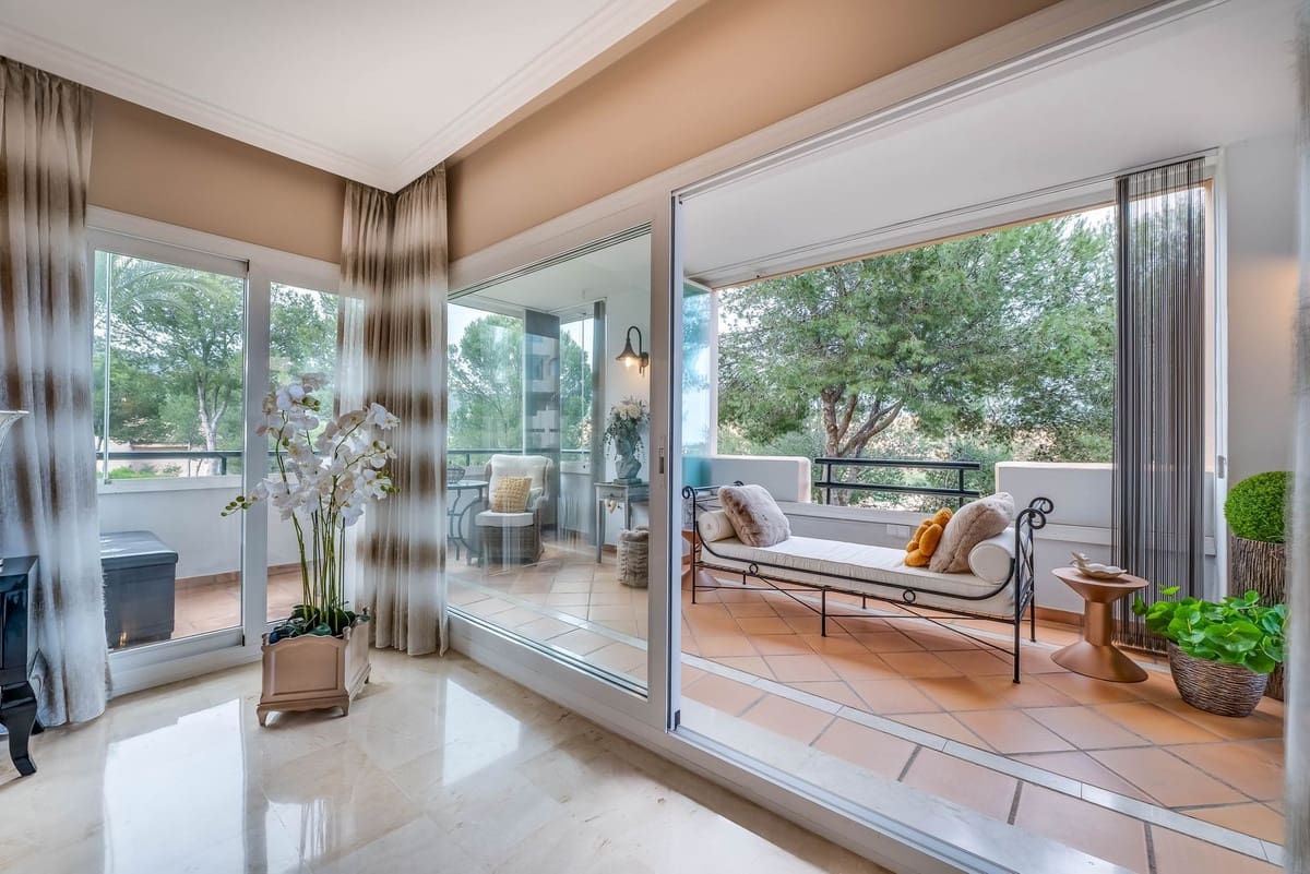 Apartamento de 3 habitaciones en Elviria en venta - 530.000 € (Ref: 8915201)