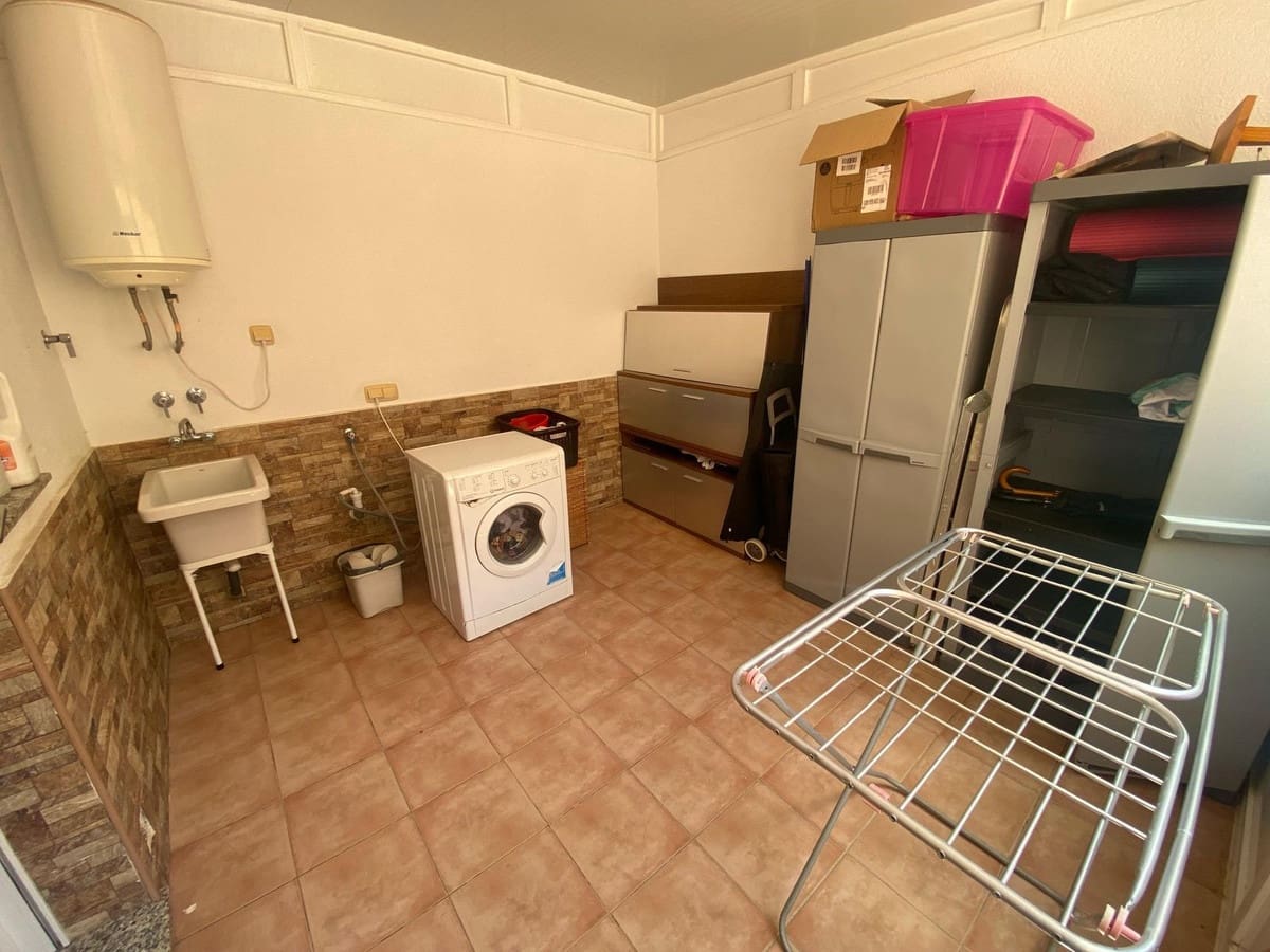 3 soverom Hus til salgs i Roldan med garasje - € 191 000 (Ref: 8917971)