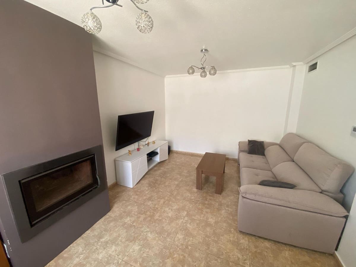 3 slaapkamer Huis te koop in Roldan met garage - € 191.000 (Ref: 8917971)