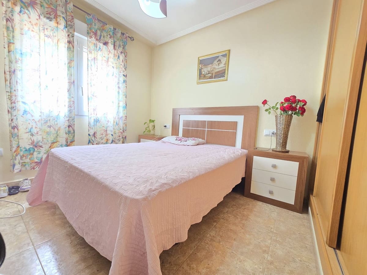 3 slaapkamer Huis te koop in Roldan met garage - € 191.000 (Ref: 8917971)
