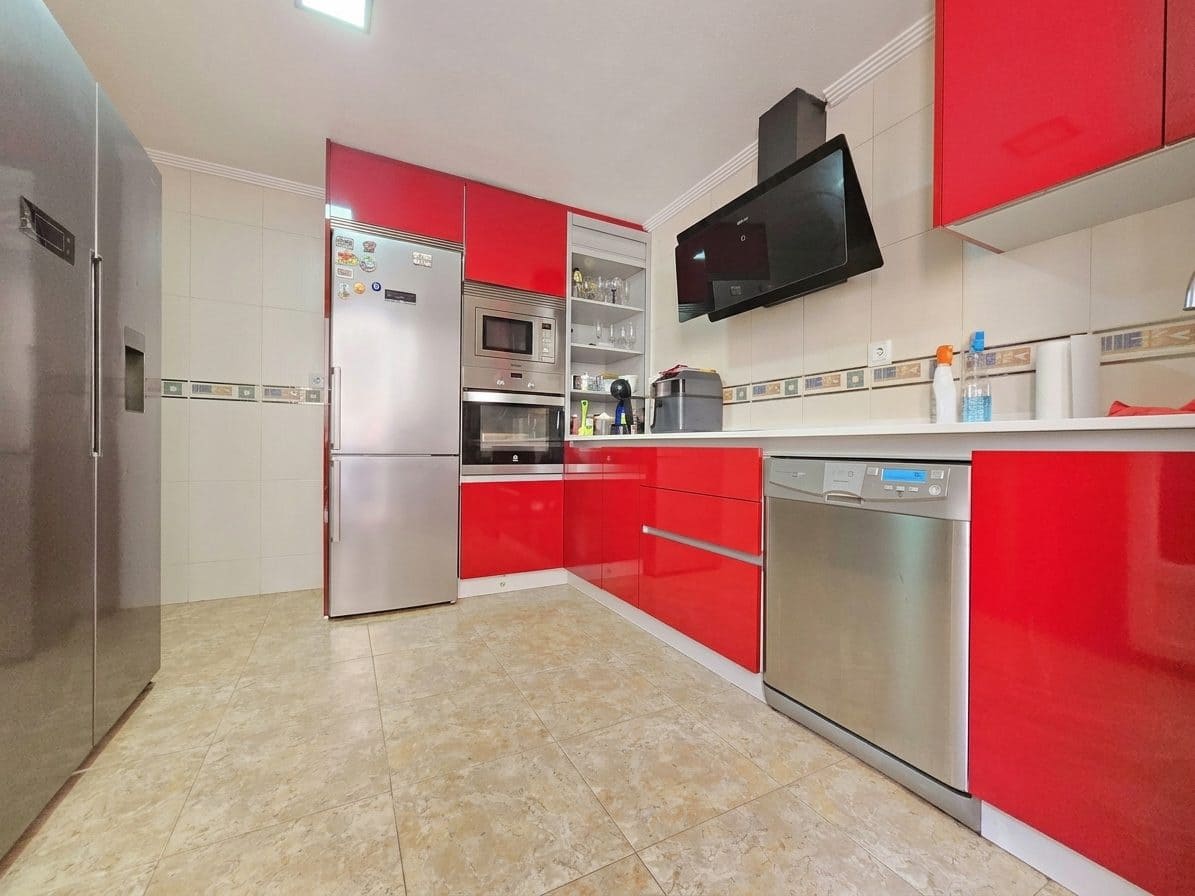 3 bedroom Townhouse for sale in Roldan with garage - € 191,000 (Ref: 8917971)