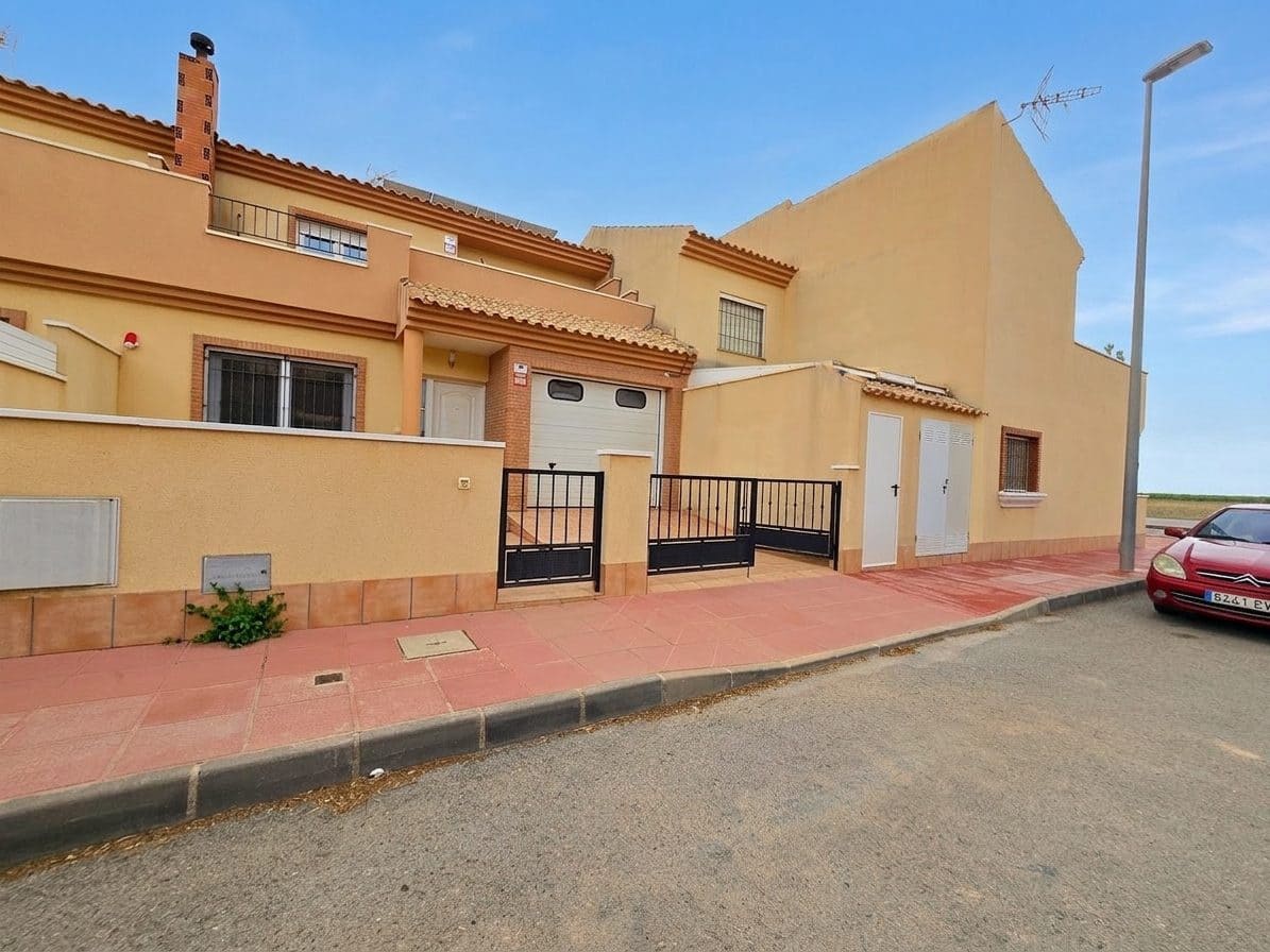 3 bedroom Townhouse for sale in Roldan with garage - € 191,000 (Ref: 8917971)