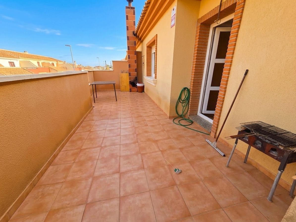 3 bedroom Townhouse for sale in Roldan with garage - € 191,000 (Ref: 8917971)